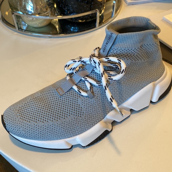 BALENCIAGA Sneakers Mallory Texture Size 9 runs small LIMITED EDITION SOLD OUT - Picture 3 of 5